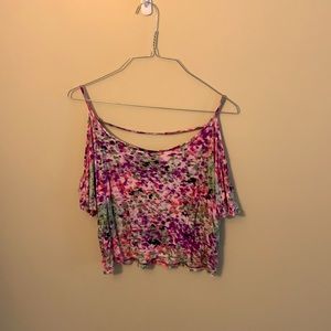 Open shoulder crop top - size medium